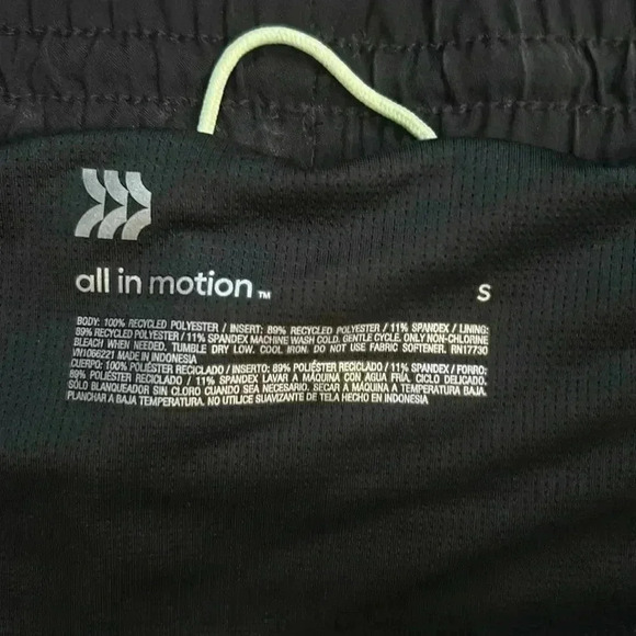 Men’s, All in Motion Athletic, lined shorts. Sz small - Picture 4 of 5